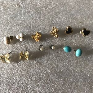 Set of Stylish Stud Earrings lot 6